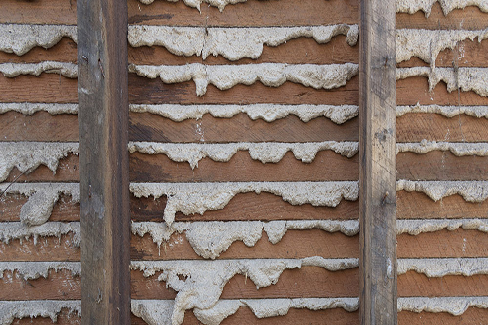 Lathe and plaster wall